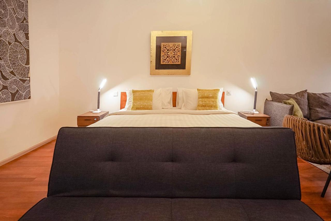 Bias Villa Seminyak Luaran gambar
